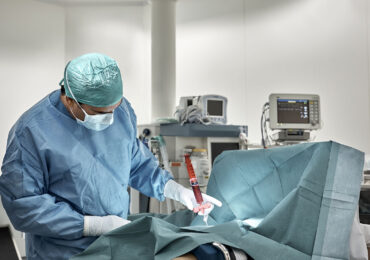 Cedars-Sinai Again Earns Top Ranking for Blood and Marrow Transplants